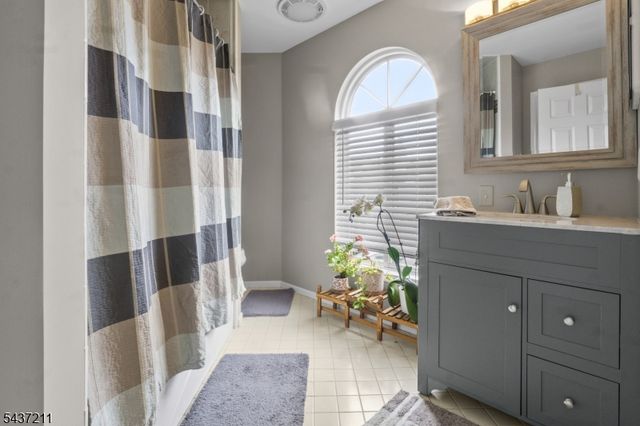 3701 Park Pl, Springfield Twp., NJ 07081