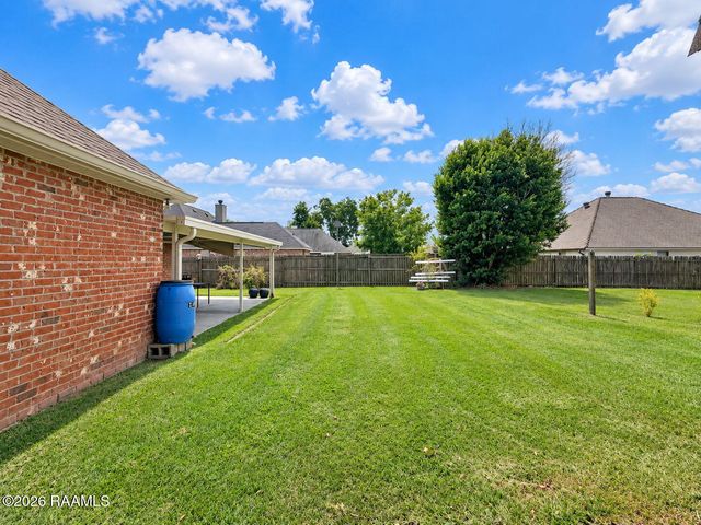115 Fawn Lane, Broussard, LA 70518
