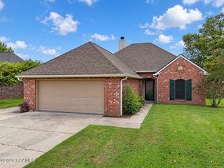 115 Fawn Lane, Broussard, LA 70518