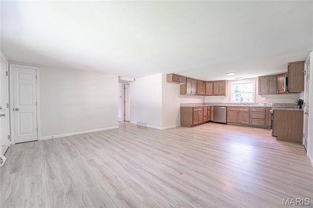 4726 High Street, Sullivan, MO 63080