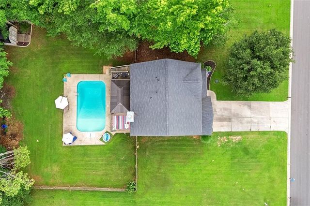 68 Hillcrest Dr Drive, Hiram, GA 30141