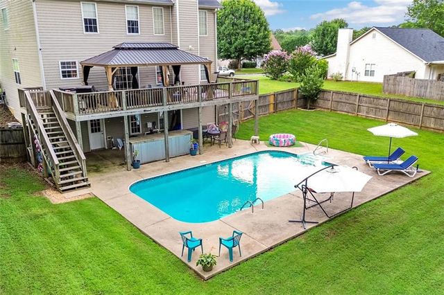 68 Hillcrest Dr Drive, Hiram, GA 30141