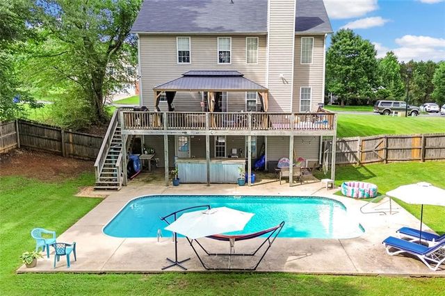 68 Hillcrest Dr Drive, Hiram, GA 30141