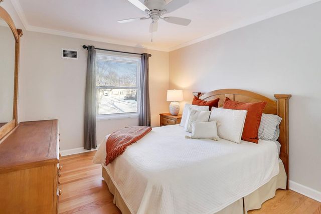 436 N Stark Drive, Palatine, IL 60074