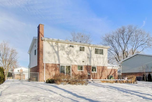 436 N Stark Drive, Palatine, IL 60074