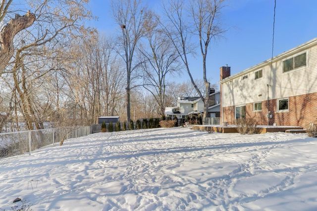 436 N Stark Drive, Palatine, IL 60074