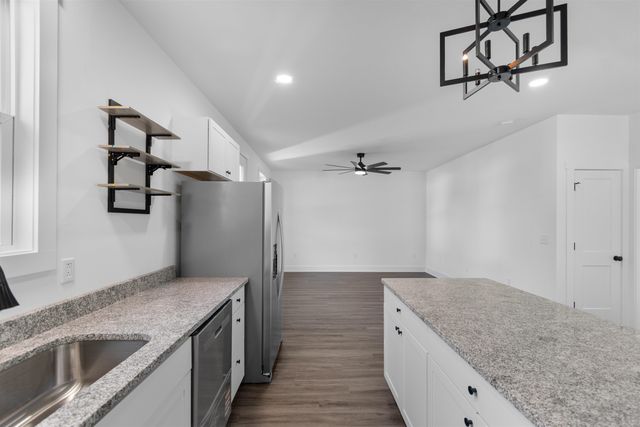 210 N Morgan Ave., Andrews, SC 29510