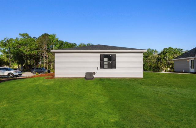 210 N Morgan Ave., Andrews, SC 29510