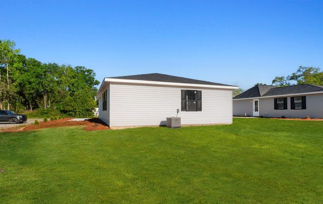 210 N Morgan Ave., Andrews, SC 29510