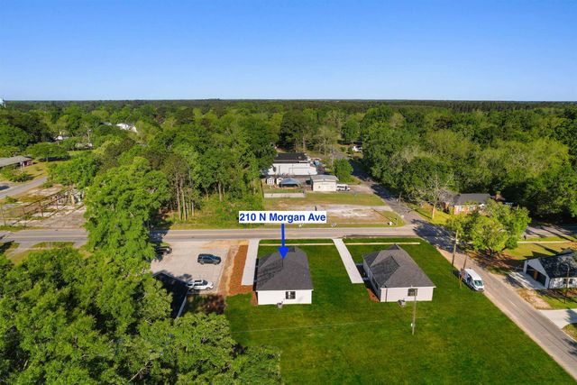 210 N Morgan Ave., Andrews, SC 29510