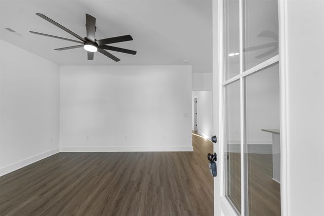 210 N Morgan Ave., Andrews, SC 29510