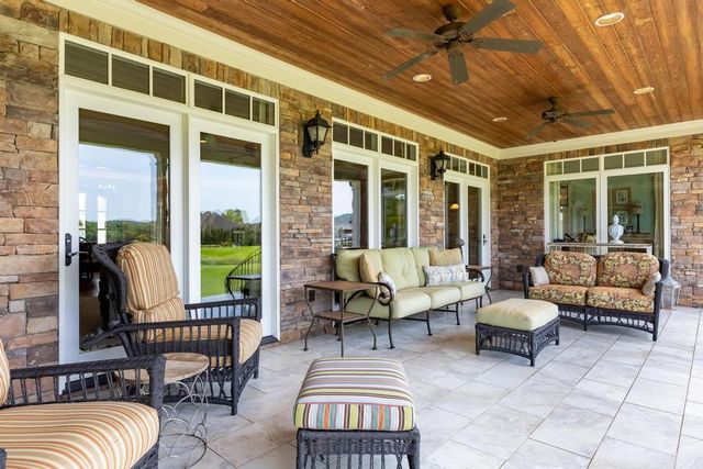 218 Scrapeshin Trail, Ringgold, GA 30736
