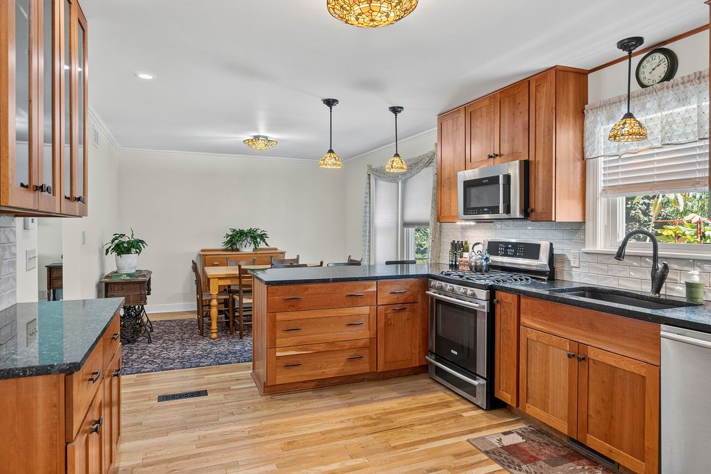 58 Marshall Avenue, Auburn, ME 04210 — photo 4