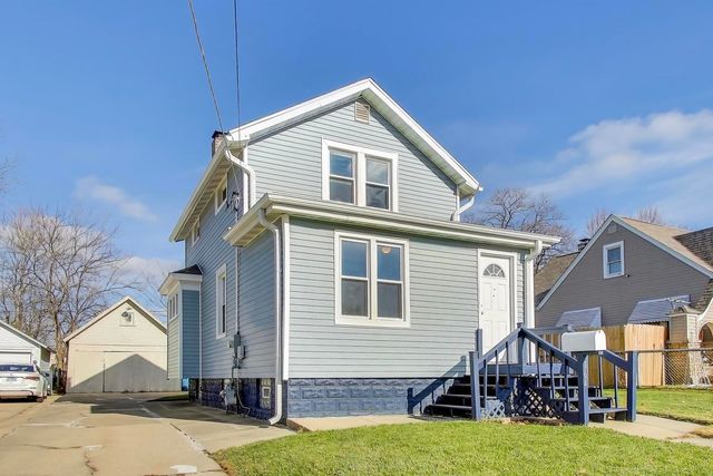 764 2nd Avenue, Aurora, IL 60505