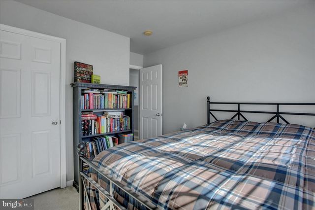 3751 ROLLING HILLS DR, Greencastle, PA 17225