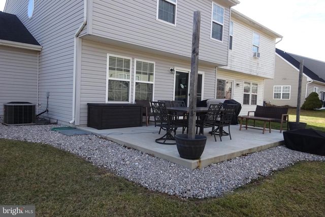 3751 ROLLING HILLS DR, Greencastle, PA 17225