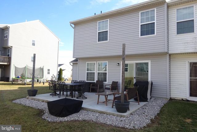 3751 ROLLING HILLS DR, Greencastle, PA 17225