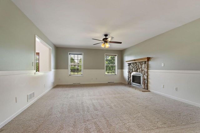 30737 Wild Goose LANE, Burlington, WI 53105