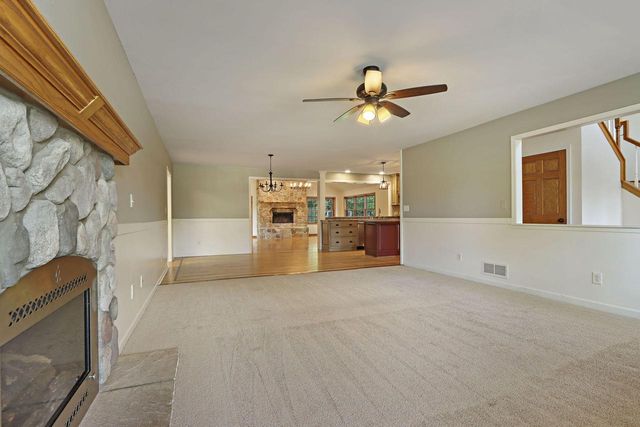 30737 Wild Goose LANE, Burlington, WI 53105