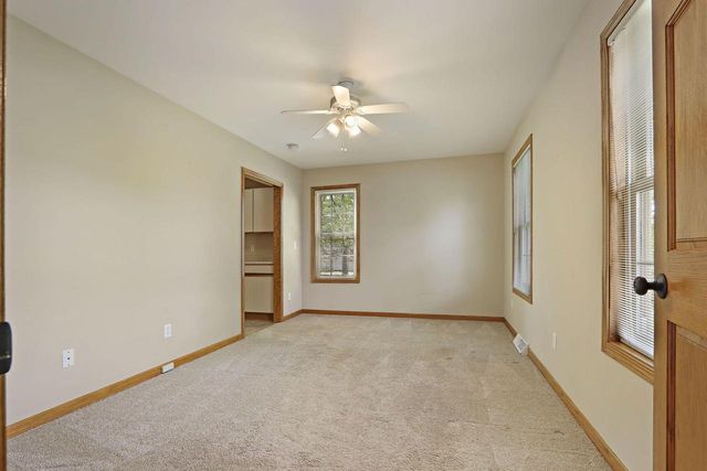 30737 Wild Goose LANE, Burlington, WI 53105