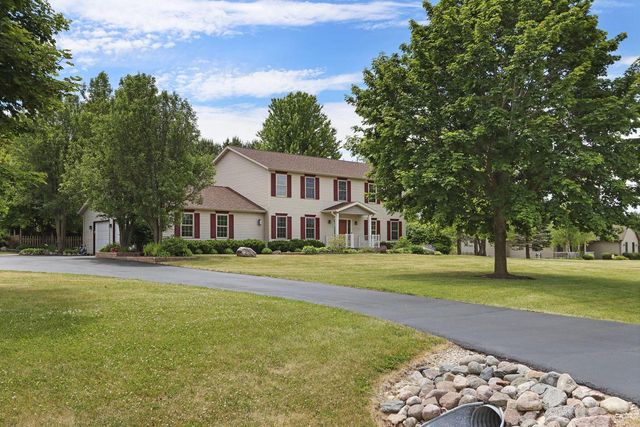 30737 Wild Goose LANE, Burlington, WI 53105