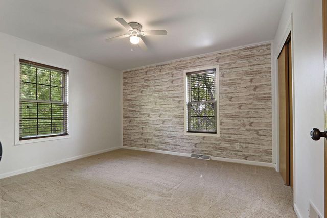 30737 Wild Goose LANE, Burlington, WI 53105