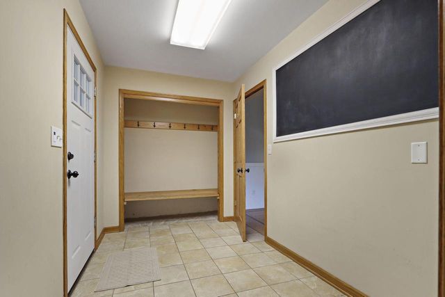30737 Wild Goose LANE, Burlington, WI 53105