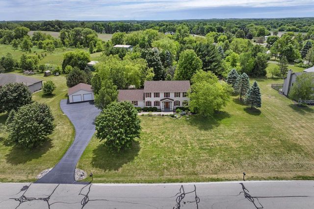 30737 Wild Goose LANE, Burlington, WI 53105
