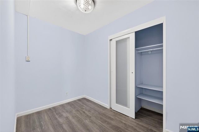 10 Huron Avenue 8J, Jersey City, NJ 07306