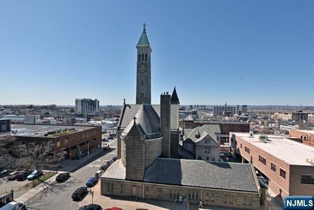 10 Huron Avenue 8J, Jersey City, NJ 07306