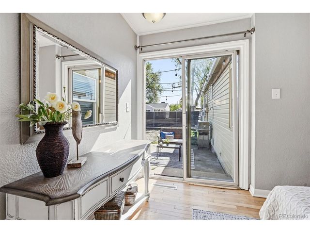 2701 W 1st Ave, Denver, CO 80219