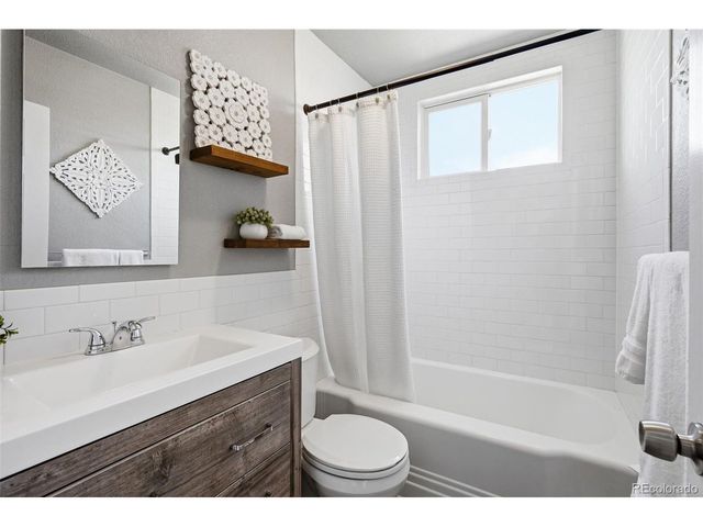 2701 W 1st Ave, Denver, CO 80219