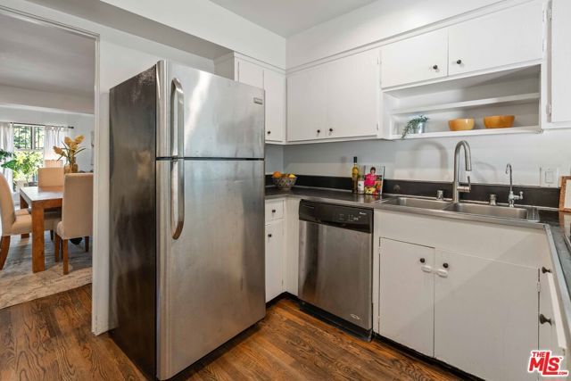 9039 Phyllis Avenue, West Hollywood, CA 90069