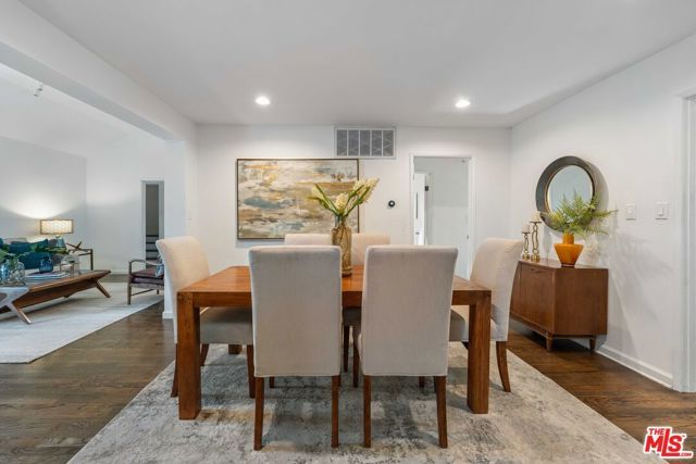 9039 Phyllis Avenue, West Hollywood, CA 90069