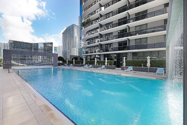 55 SW 9th St 1609, Miami, FL 33130