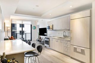 55 SW 9th St 1609, Miami, FL 33130