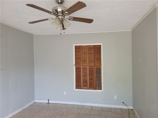 424 S Aransas St, Alice, TX 78332