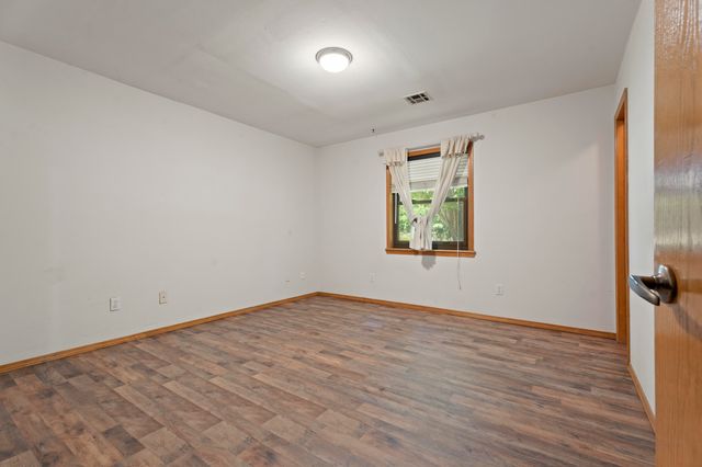 707 Quail Run Road, Grove, OK 74344