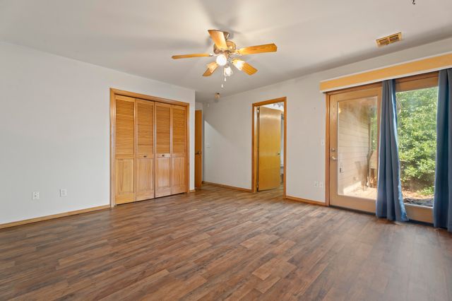707 Quail Run Road, Grove, OK 74344