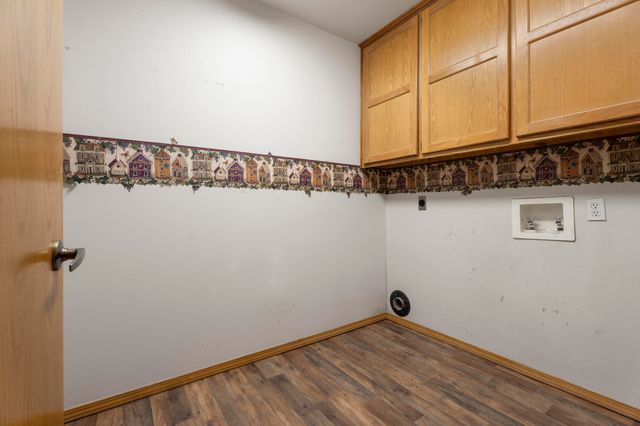 707 Quail Run Road, Grove, OK 74344