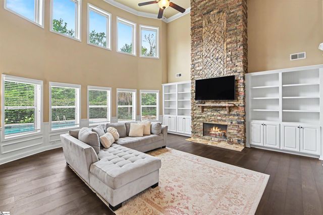 19 Bellagio Way, Greer, SC 29651