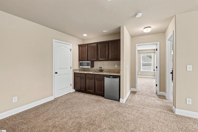 19 Bellagio Way, Greer, SC 29651