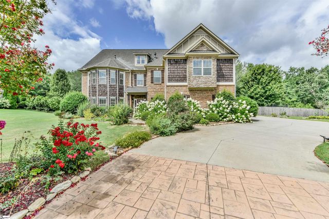 19 Bellagio Way, Greer, SC 29651