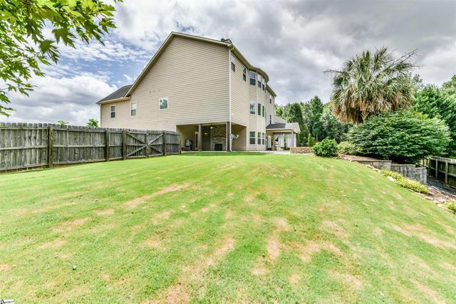 19 Bellagio Way, Greer, SC 29651