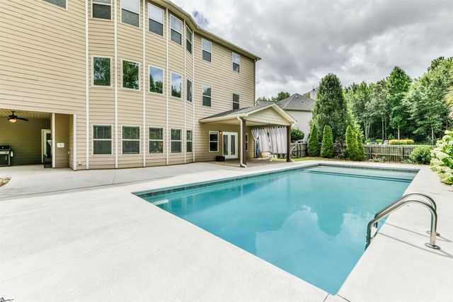 19 Bellagio Way, Greer, SC 29651