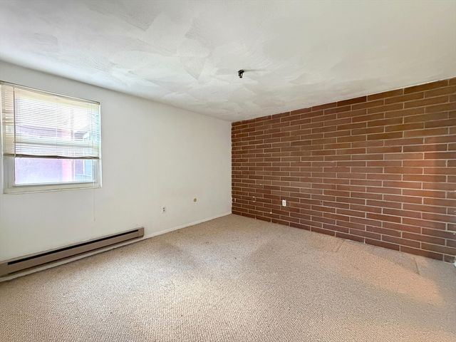115 W Squantum St 616, Quincy, MA 02171