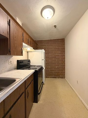115 W Squantum St 616, Quincy, MA 02171