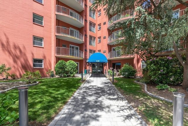 115 W Squantum St 616, Quincy, MA 02171