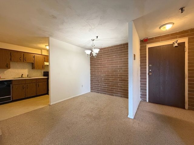 115 W Squantum St 616, Quincy, MA 02171