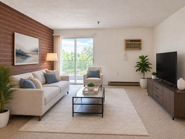 115 W Squantum St 616, Quincy, MA 02171